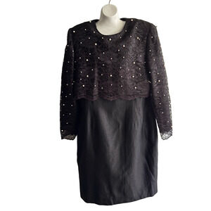 Vintage 80’s Leslie Fay Black Dress with Lace and Faun Pearl Details